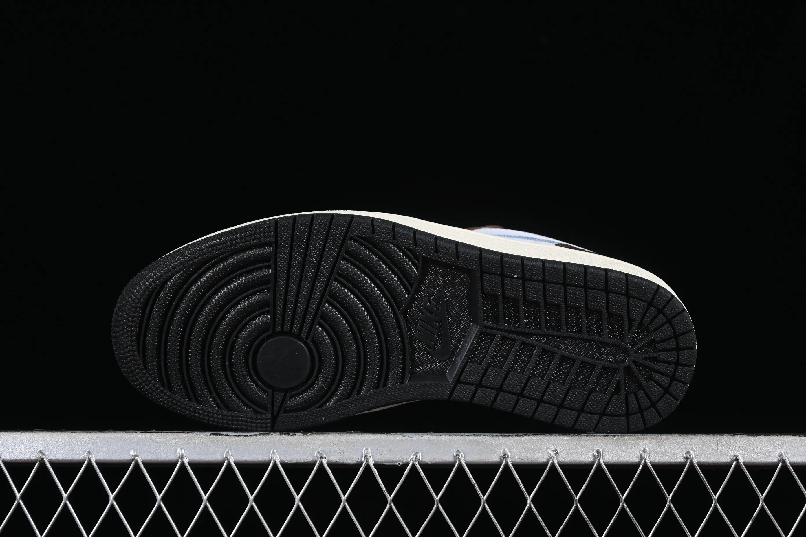 All categories Air Jordan Jordan series basketball shoes Air Jordan 1 Low Z version Air Jordan 1 Low AJ1 Joe 1 low-top cultural and leisure sports sneakers FQ7832-142